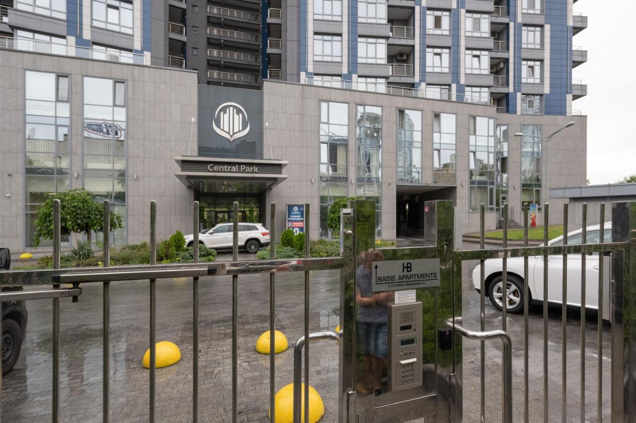 Basis Apartments - Adults Only Kyiv Exterior photo